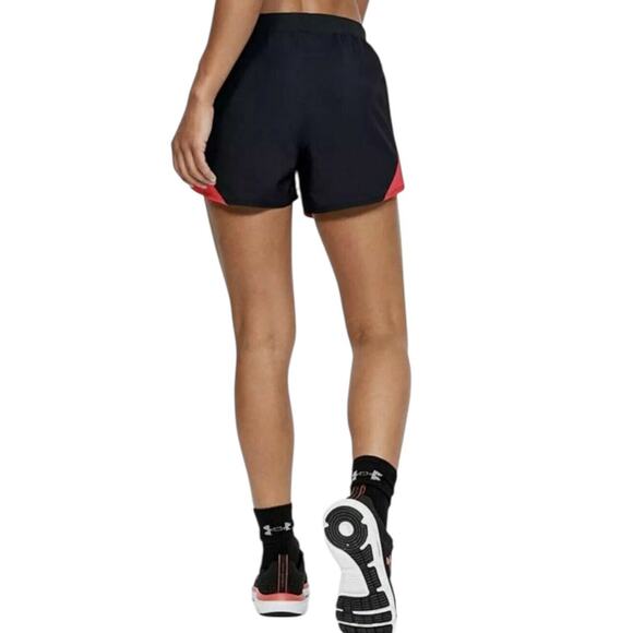 Under Armour Fly By 2.0 women’s running shorts NEW - Picture 2 of 7